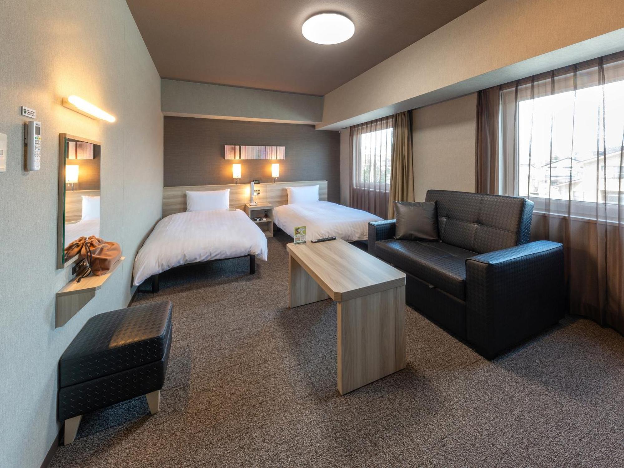 Hotel Route Inn Numata Numata  Экстерьер фото